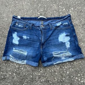 Kancan destructed denim shorts Sz 29 Like new.